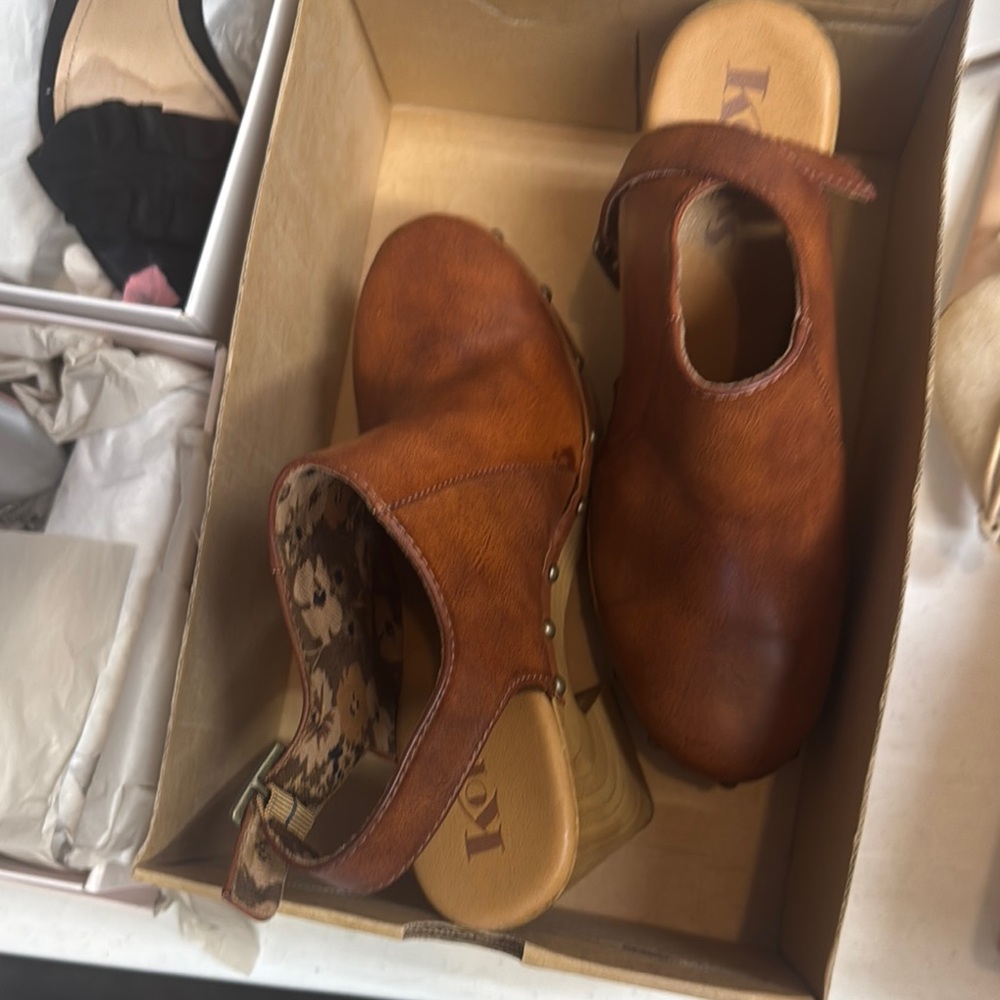 Kork-Ease Tan Leather Mules